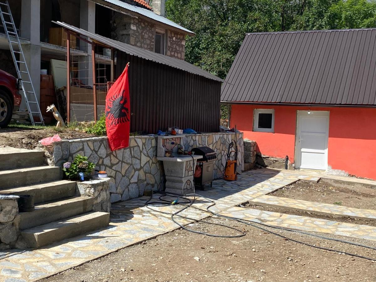 Casa Illyria Apartment Gusinje Bagian luar foto